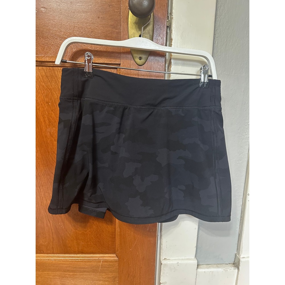 Lululemon Black Camo Running Tennis Skirt Built In Shorts Size 6 EUC